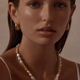 Revie Necklace